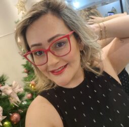 Danielle Messias de Souza